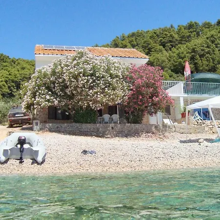 Apartment Seaside Secluded Apartments Cove Skozanje, Hvar - 4624 *