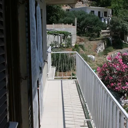 Seaside Secluded Apartments Cove Skozanje, Hvar - 4624