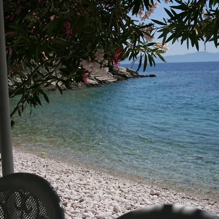 Apartment Seaside Secluded Apartments Cove Skozanje, Hvar - 4624